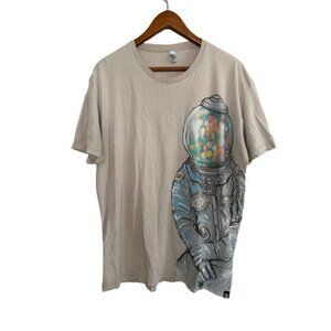 DBH Tee T-Shirt with astronaut bubble gum hat cotton Size XLarge